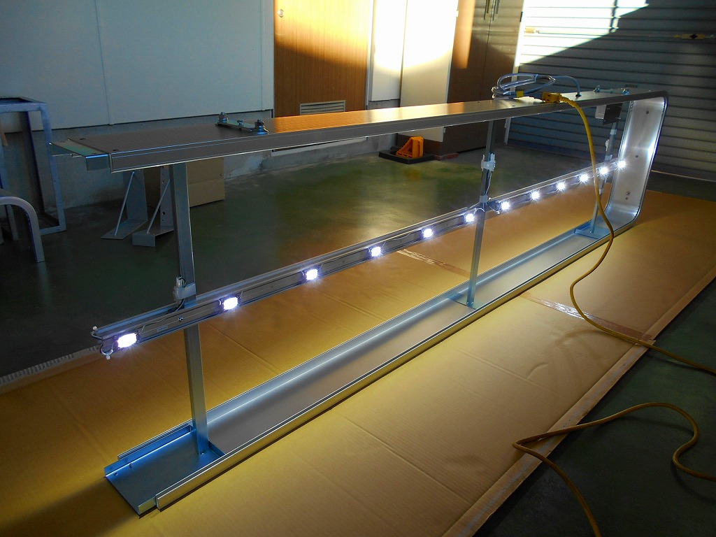 突出し看板 内照式LED照明（低消費電力） | 滋賀県の看板・LED看板の製作・施工・設置 ｜ 川端美術企画